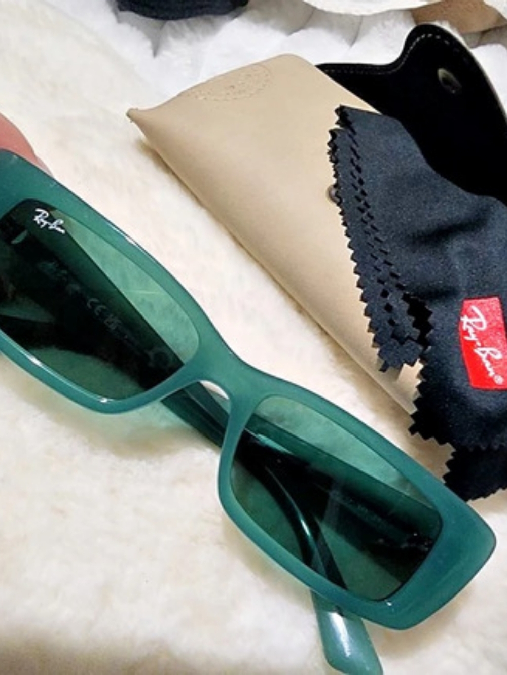 Ray-Ban--Teru 4235 Green Sunglasses--Like New